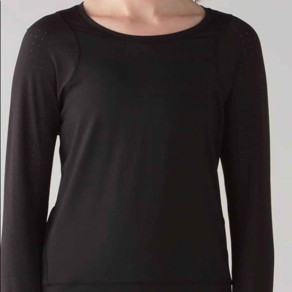 NWT Lululemon Mind Over Miles Long Sleeve, size 8